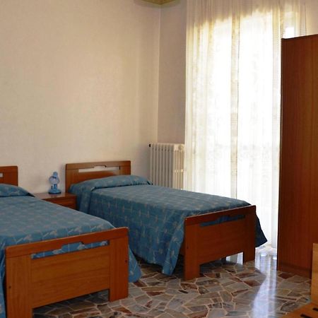 Hotel A-14 Modugno Bilik gambar