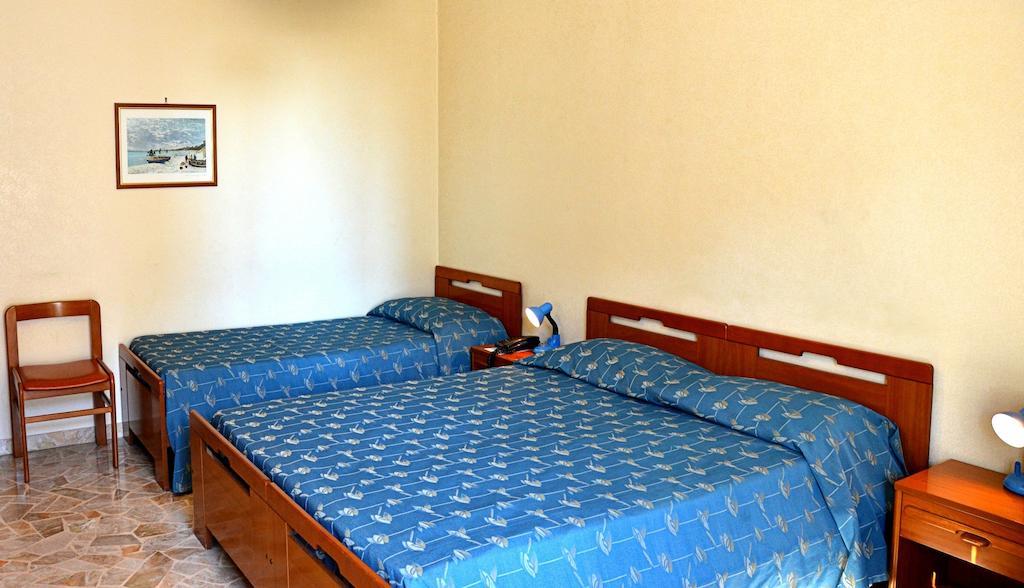 Hotel A-14 Modugno Bilik gambar