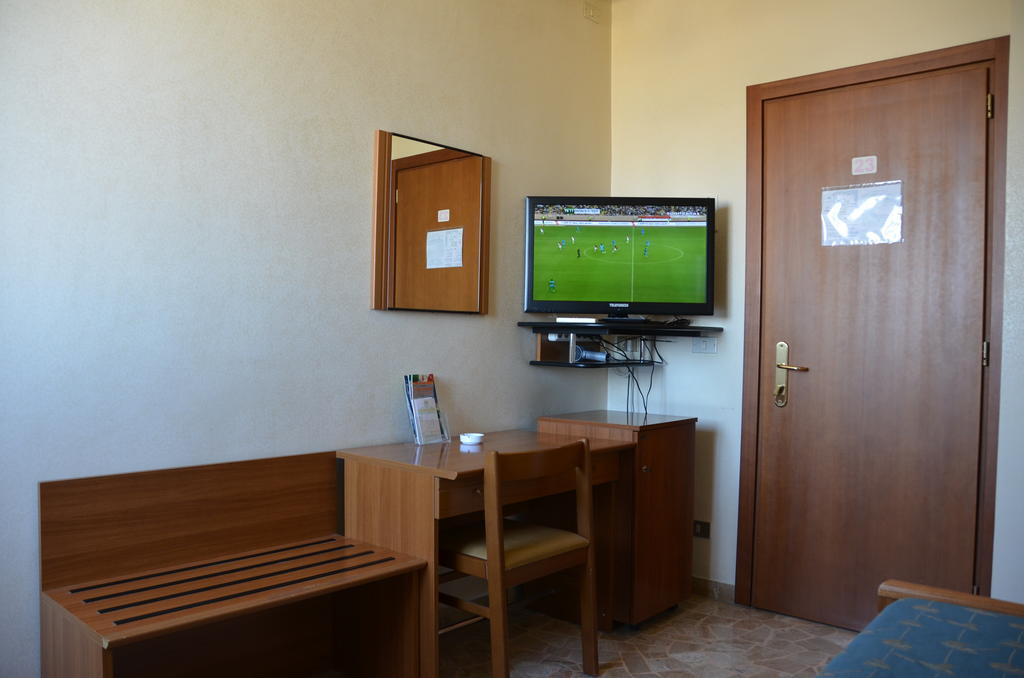 Hotel A-14 Modugno Bilik gambar