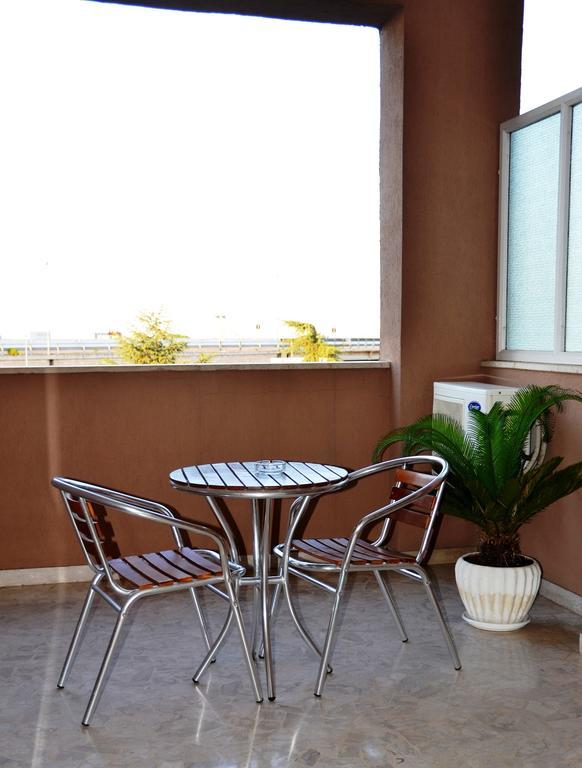 Hotel A-14 Modugno Bilik gambar
