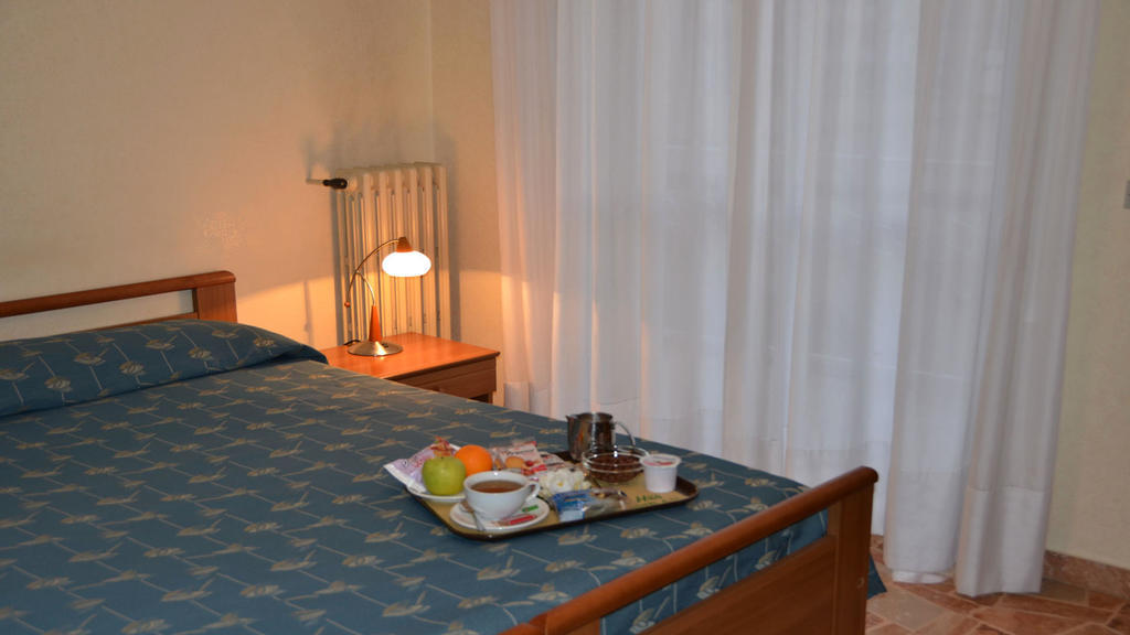 Hotel A-14 Modugno Bilik gambar