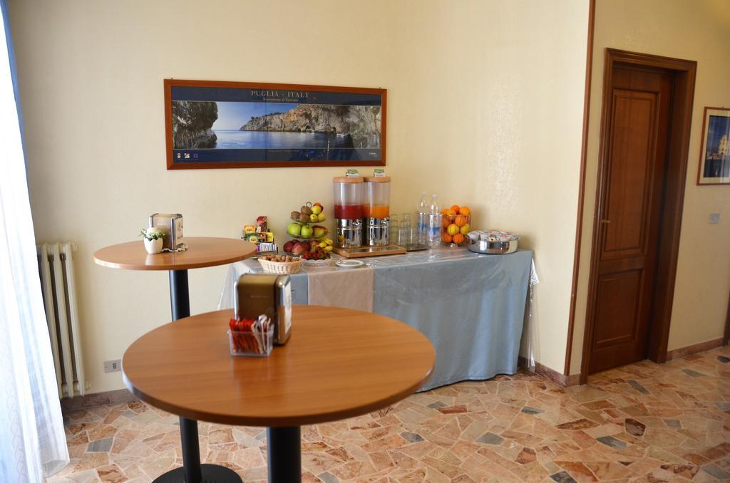 Hotel A-14 Modugno Luaran gambar