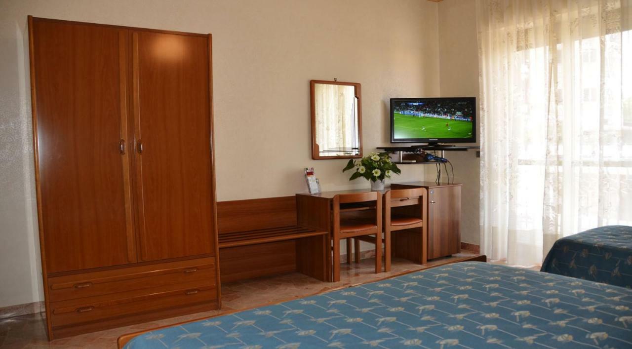 Hotel A-14 Modugno Luaran gambar