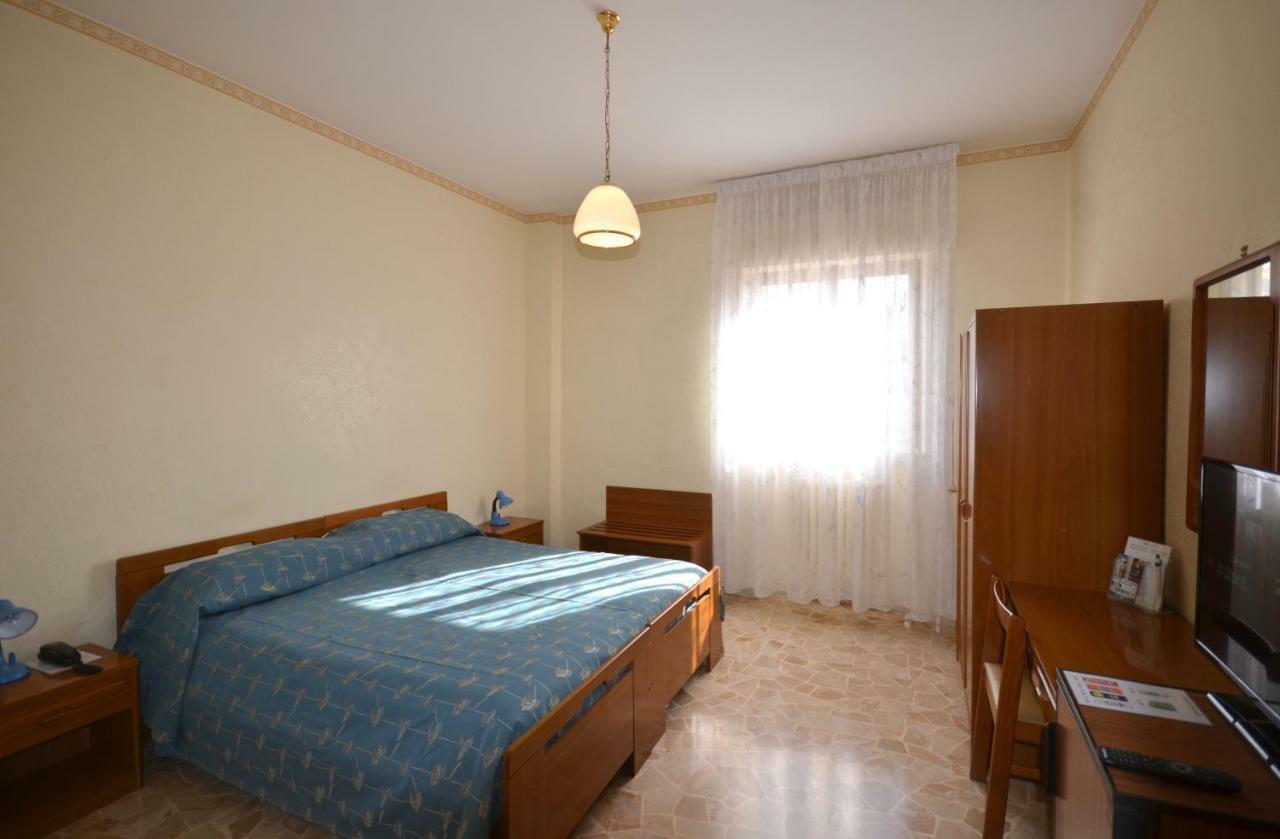 Hotel A-14 Modugno Luaran gambar